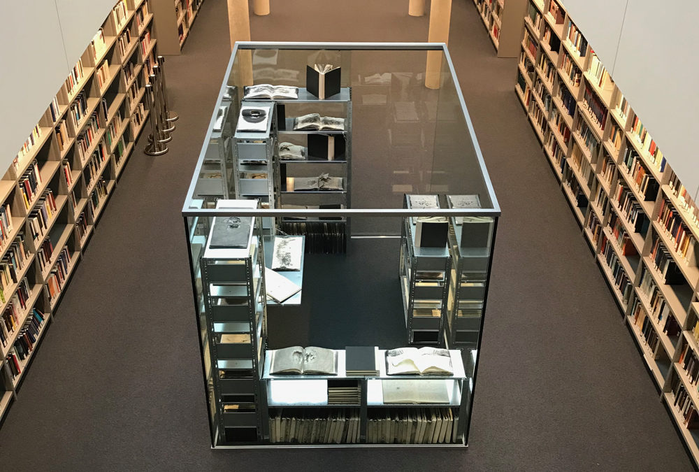 Li Silberberg – Bibliothek/Library